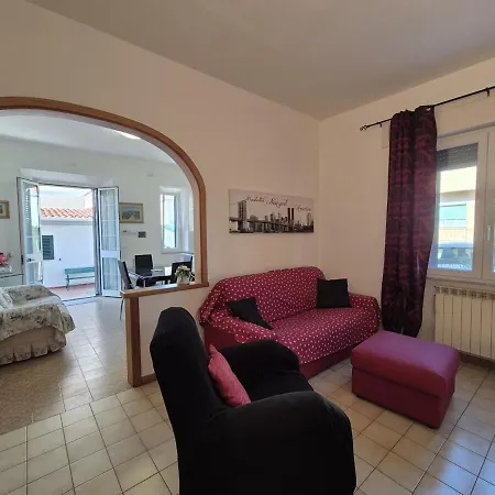 Camilla House Апартаменты