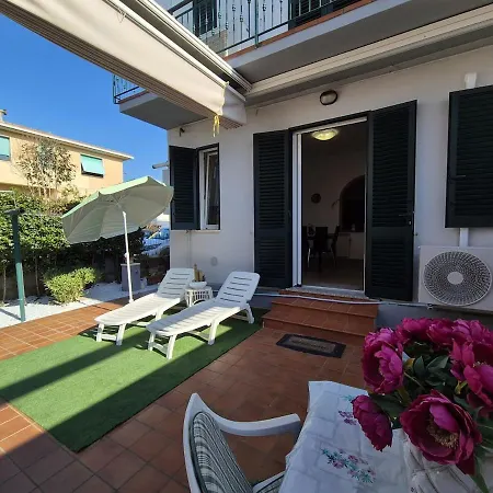 Camilla House Апартаменты